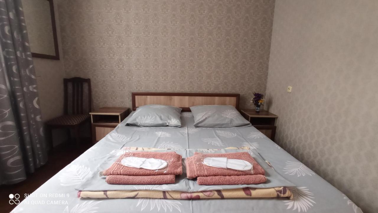 Samira Hotel Gagra Buitenkant foto