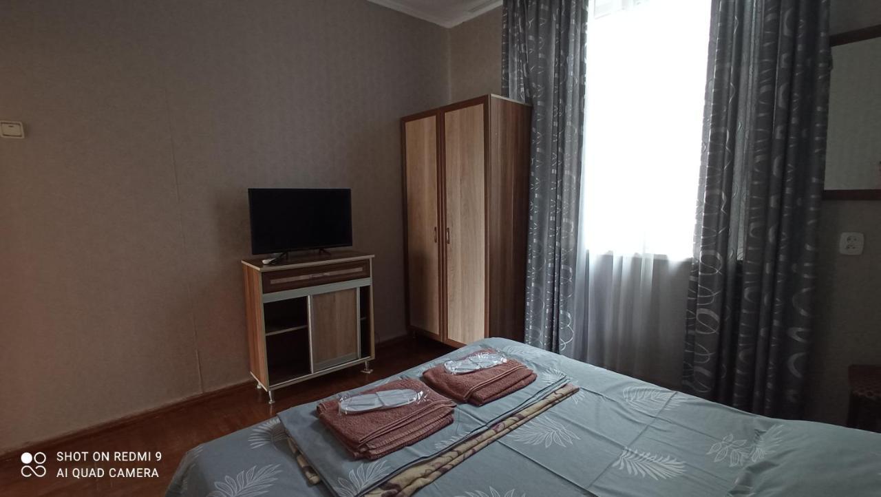 Samira Hotel Gagra Buitenkant foto