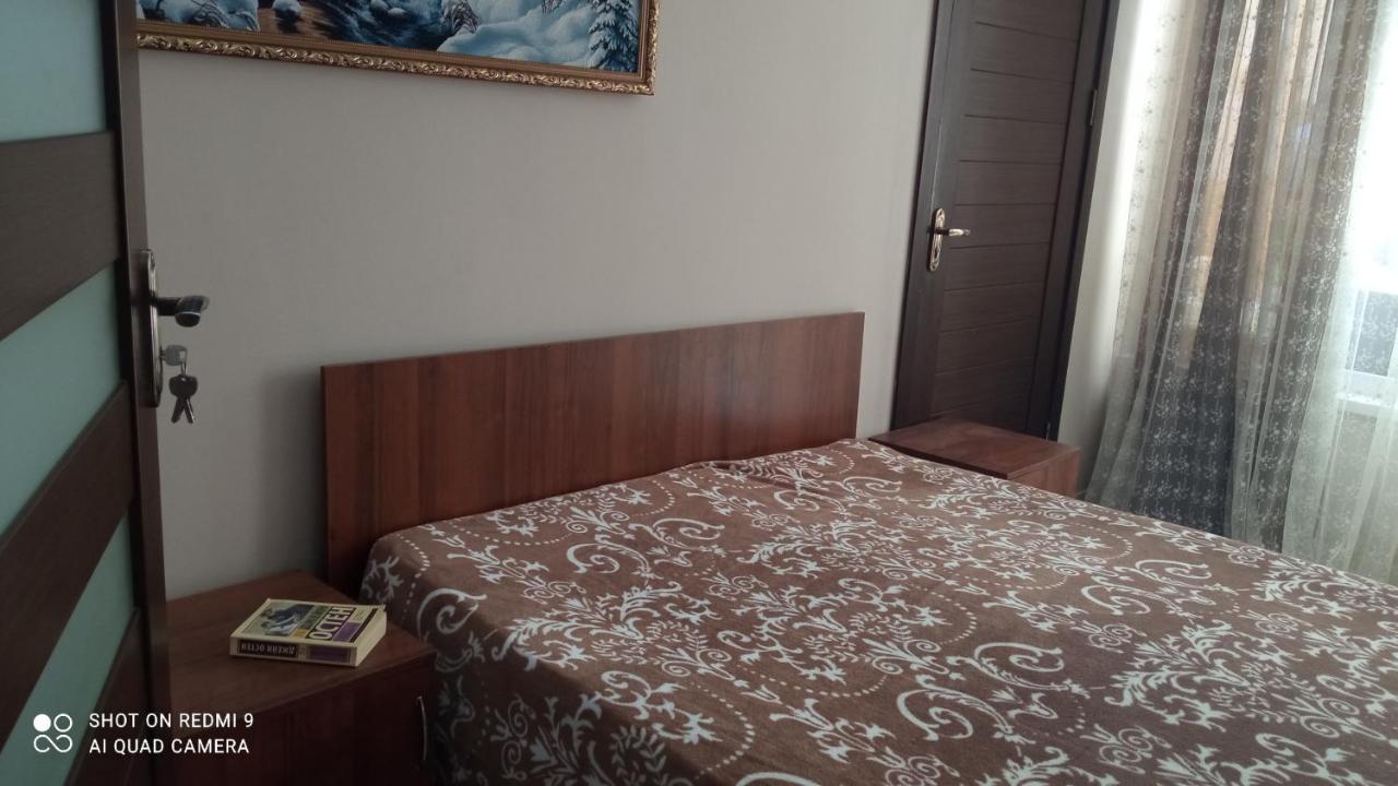 Samira Hotel Gagra Buitenkant foto