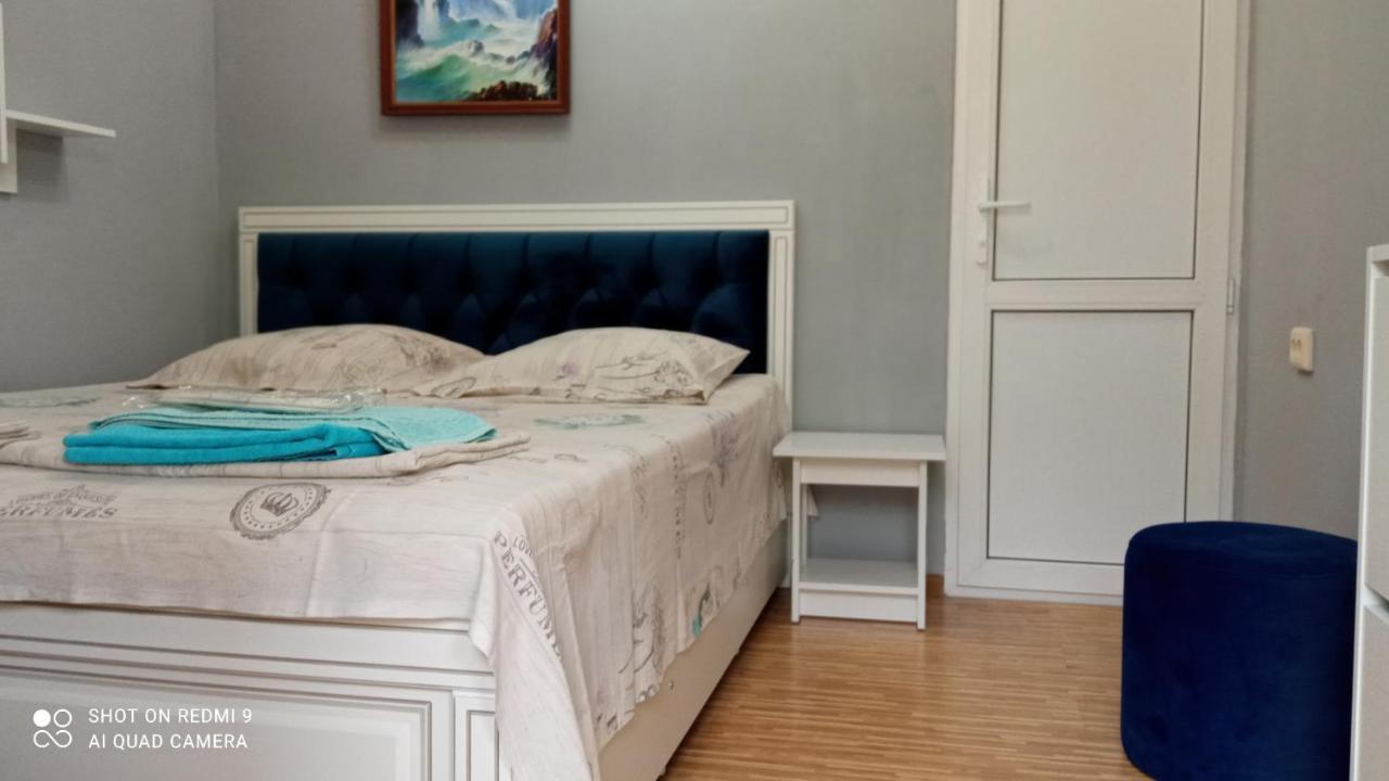 Samira Hotel Gagra Buitenkant foto