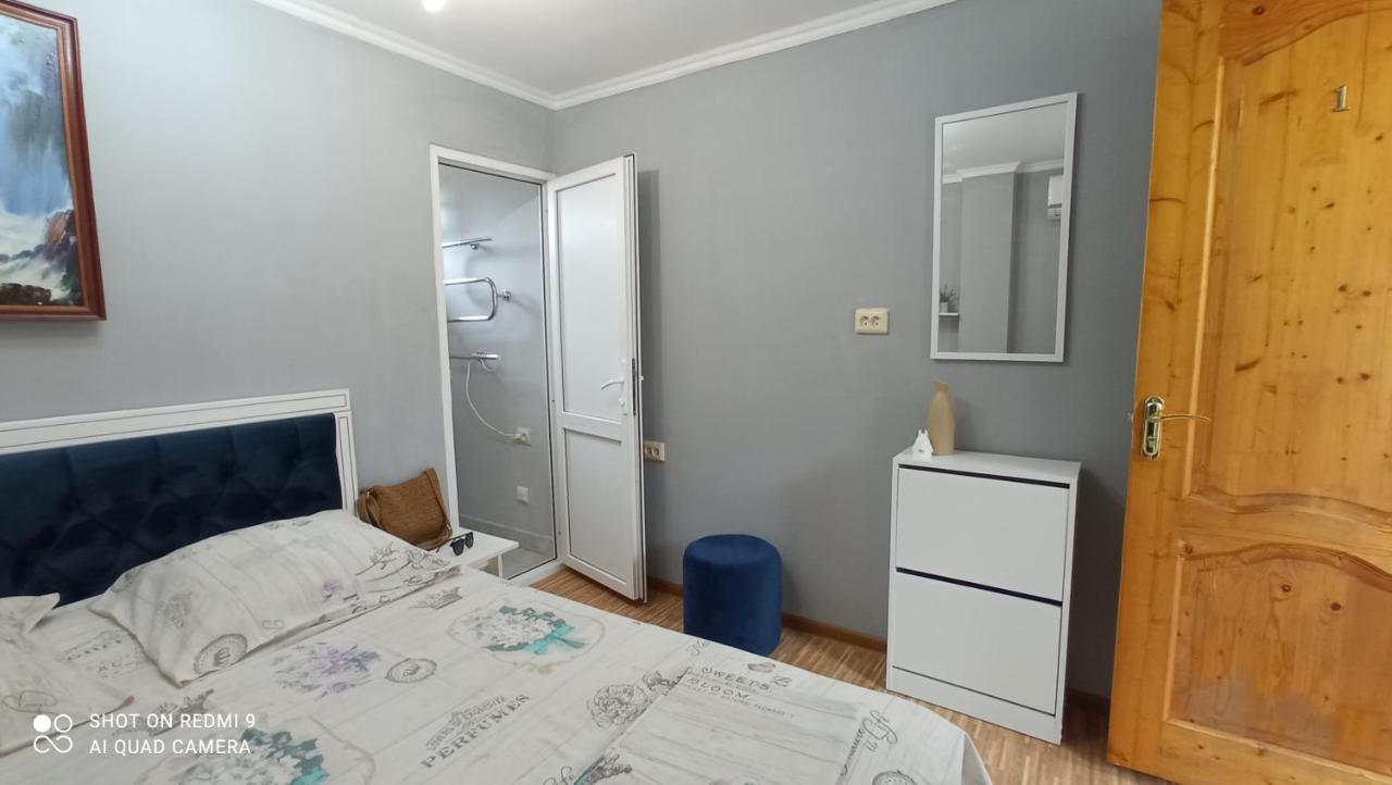 Samira Hotel Gagra Buitenkant foto