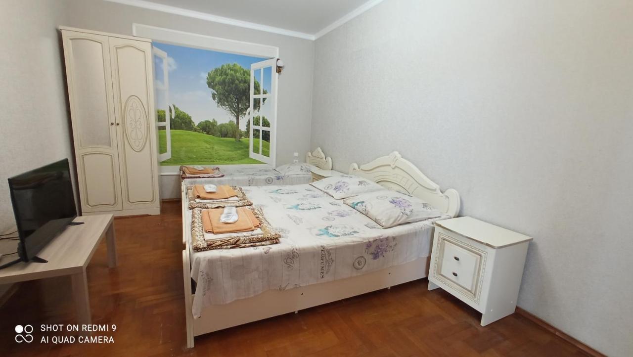 Samira Hotel Gagra Buitenkant foto