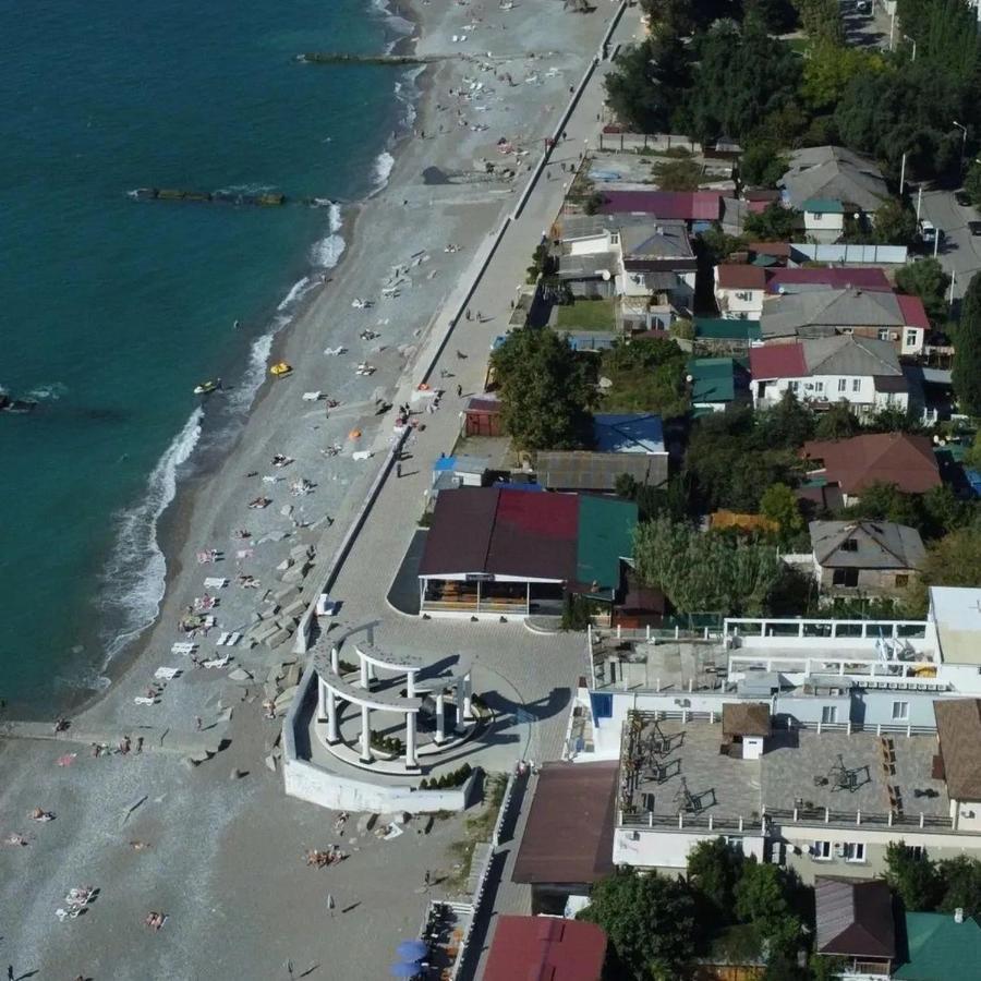 Samira Hotel Gagra Buitenkant foto