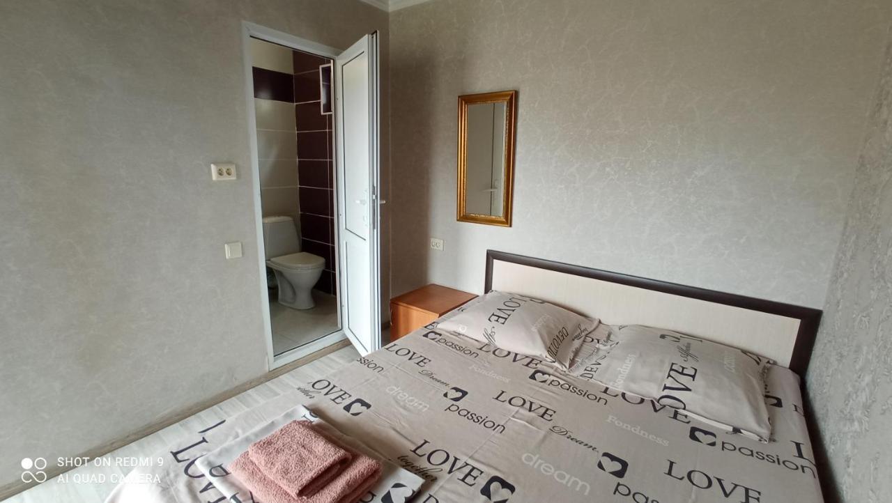 Samira Hotel Gagra Buitenkant foto