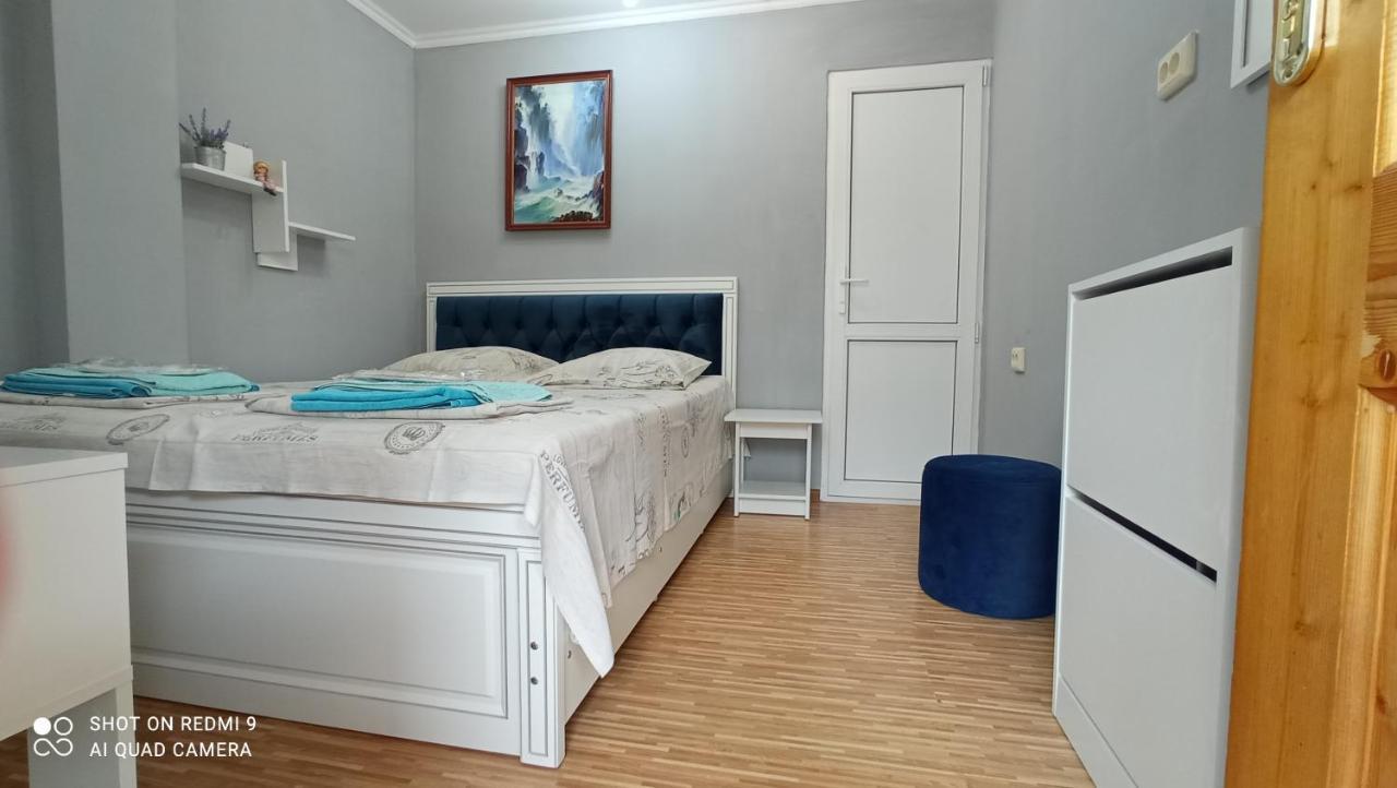 Samira Hotel Gagra Buitenkant foto