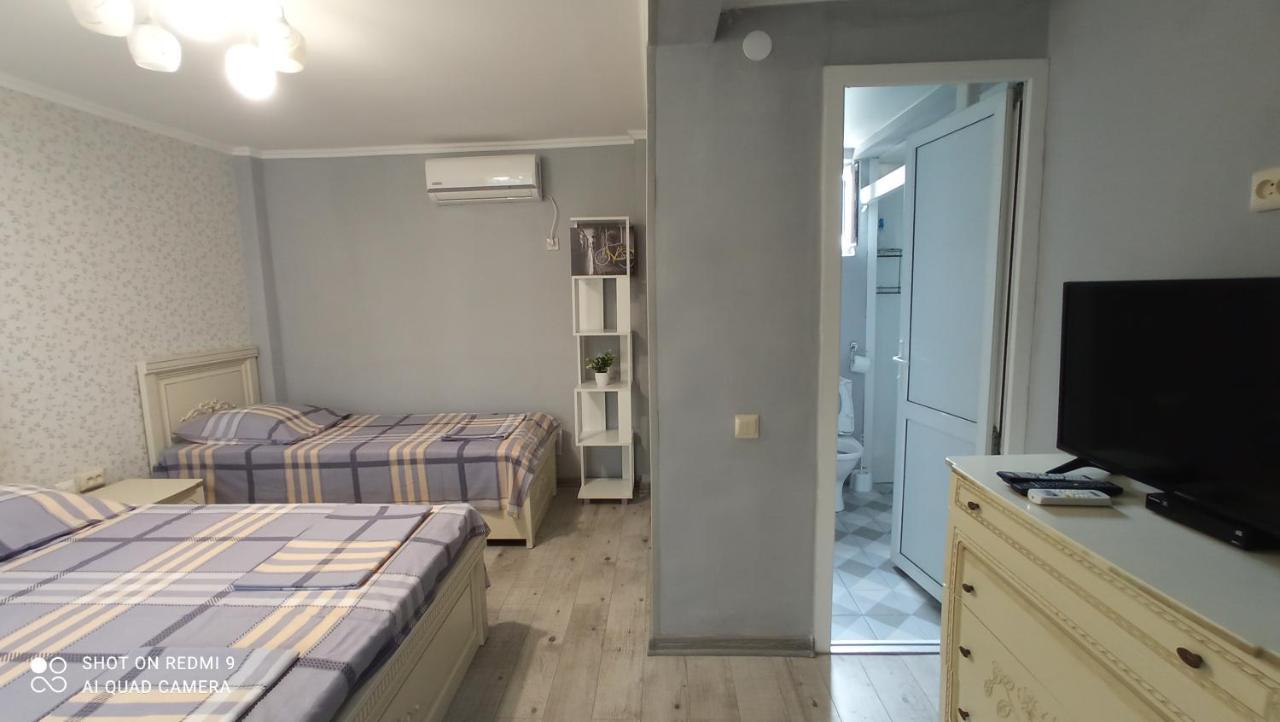 Samira Hotel Gagra Buitenkant foto